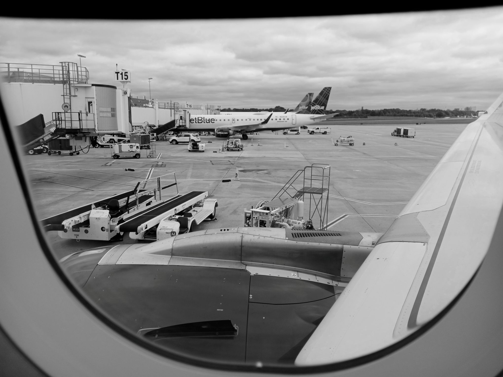 Airplanes on the tarmac at Atlanta Airport