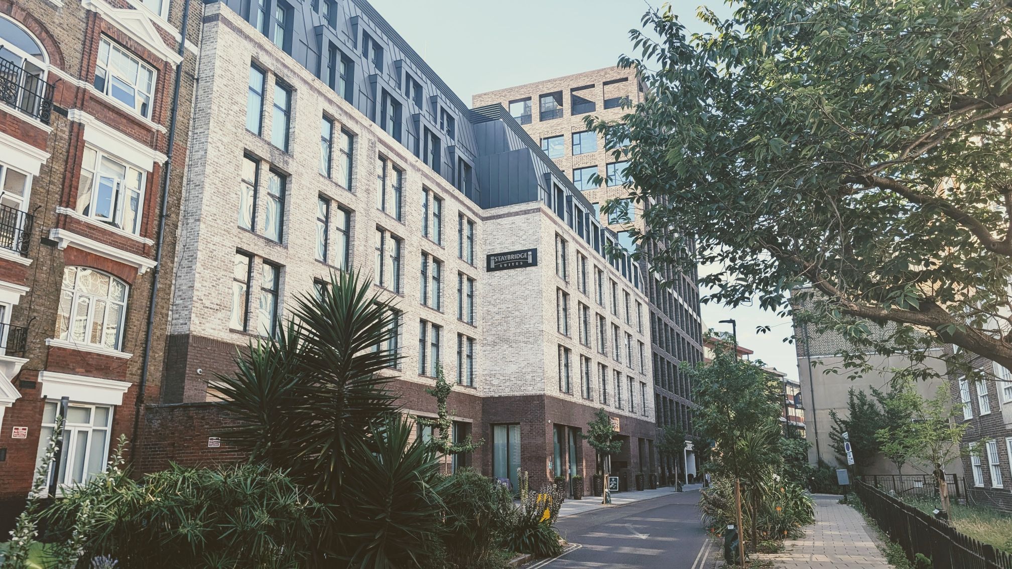 Staybridge Suites London Vauxhall Review: Home is Here (and Free Beer)